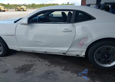 2010 Chevrolet Camaro 1Ls z USA, uszkodzony, nr VIN 2G1FA1EV4A9174574